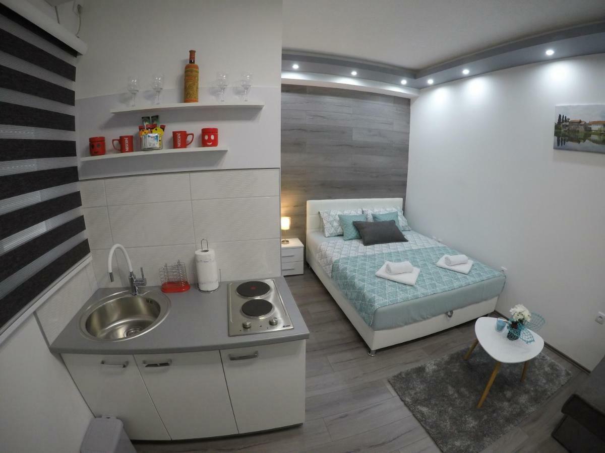 Apartman Dmd トレビニエ エクステリア 写真